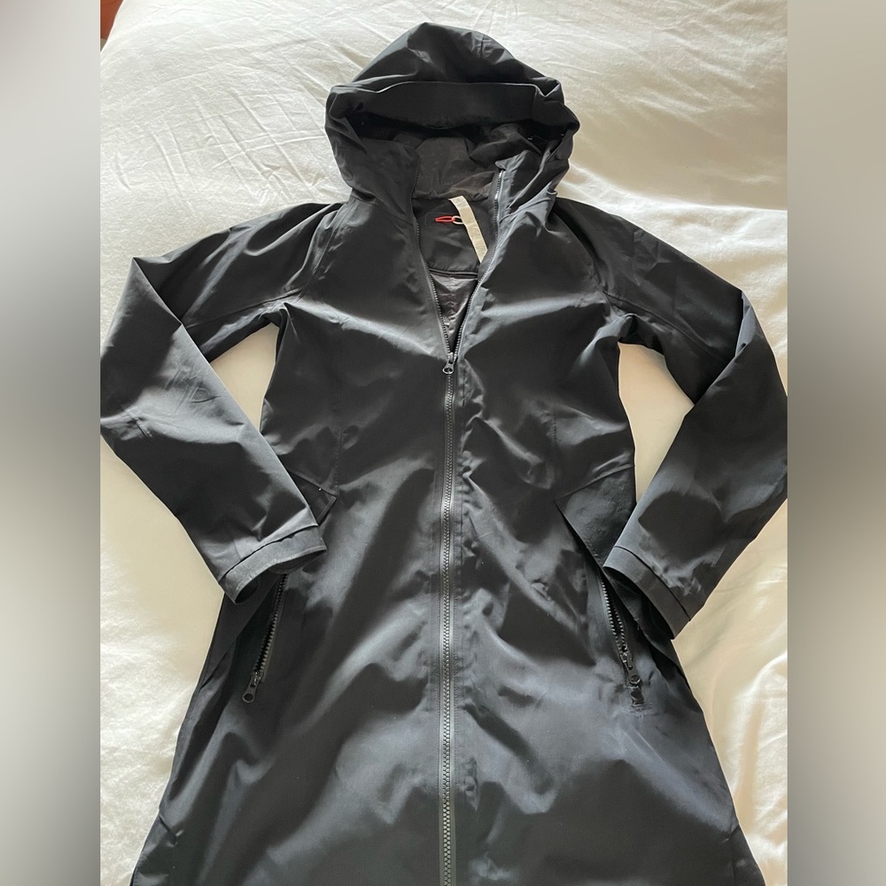 lululemon athletica Black Hooded Jacket